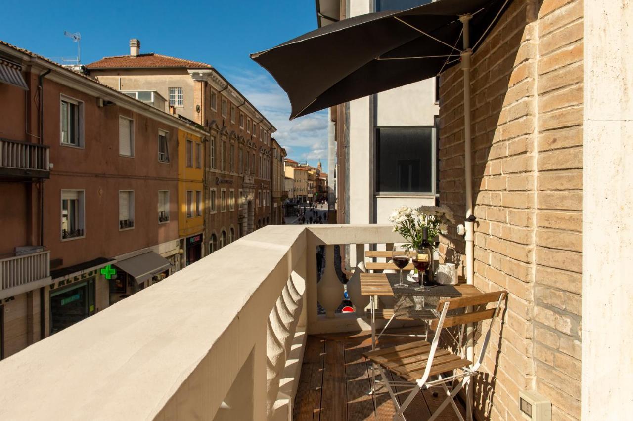 Smart & Urban Suites - Corso51 Rimini Eksteriør billede
